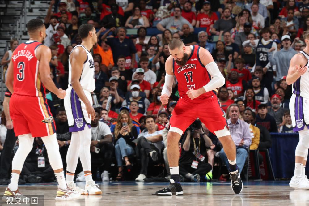 整个队伍的 整个队伍的