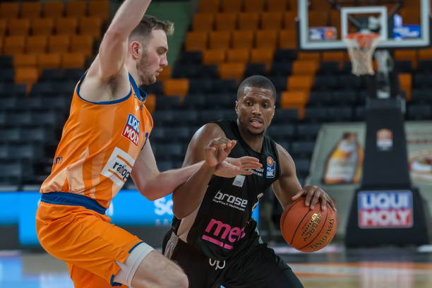 这场比赛的 这场比赛的