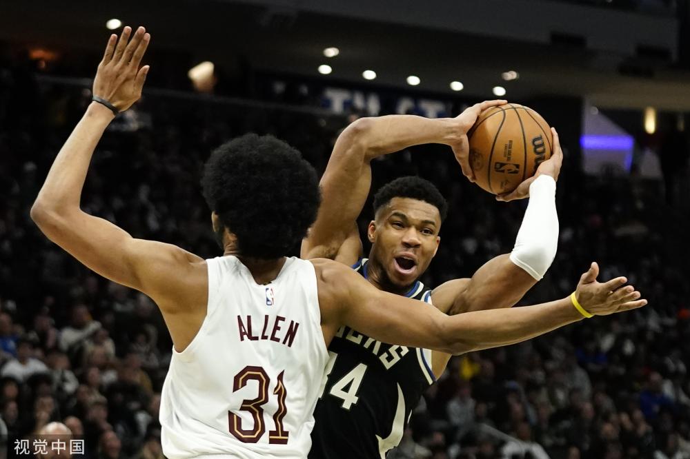 他主动宣布 他主动宣布